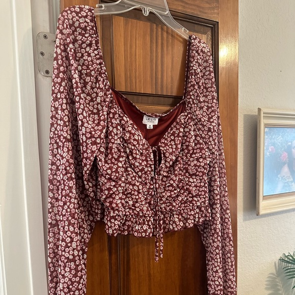 Floral longsleeve top - Picture 2 of 4